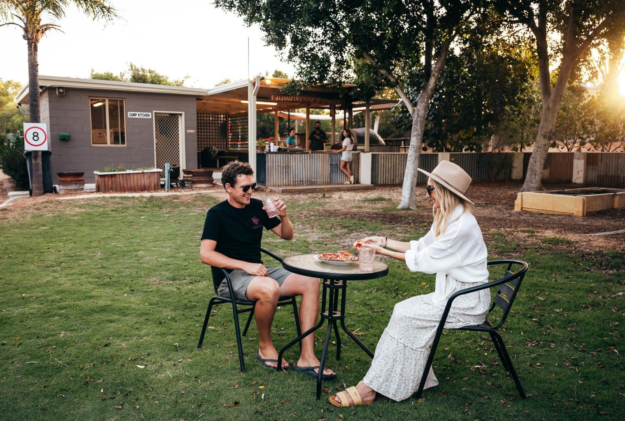 Capricorn Holiday Park Carnarvon Eksteriør bilde