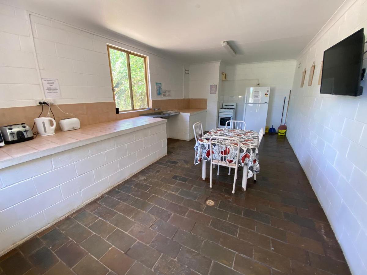 Capricorn Holiday Park Carnarvon Eksteriør bilde